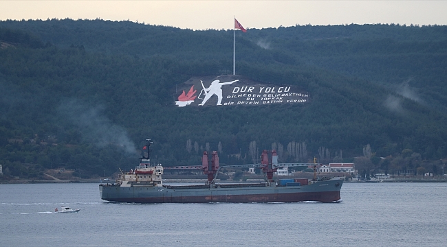 Rus askeri gemisi Çanakkale Boğazı'ndan geçti