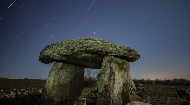 Trakya dolmenlerine Stonehenge benzetmesi