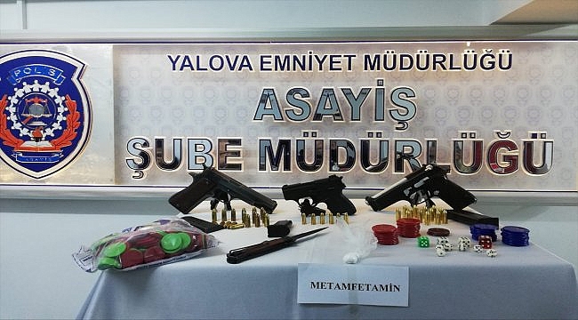 Yalova'da kumar oynatıldığı iddia edilen dernek binasına operasyon