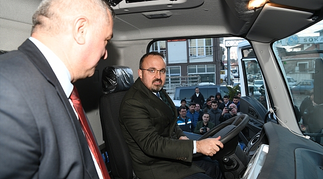 AK Partili Turan'dan Geyikli'deki araçları geri çeken Avcılar Belediyesine tepki: