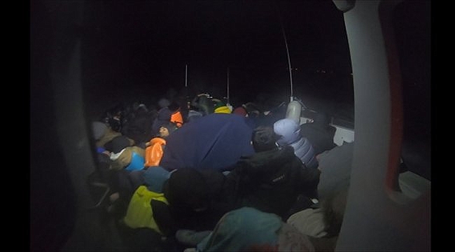 Çanakkale'de 70 düzensiz göçmen yakalandı