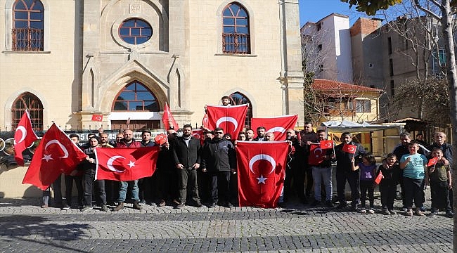 Çanakkale'de Türk bayrağını yırtan Yunan milletvekiline tepki