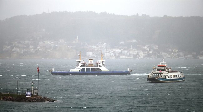 Çanakkale Boğazı fırtına nedeniyle transit gemi geçişlerine kapatıldı