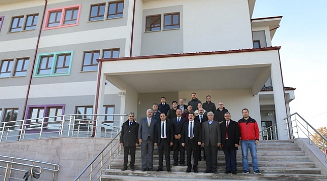 ÇANAKKALE VALİSİ ORHAN TAVLI YAPIMI TAMAMLANAN OKULLARI YERİNDE İNCELEDİ