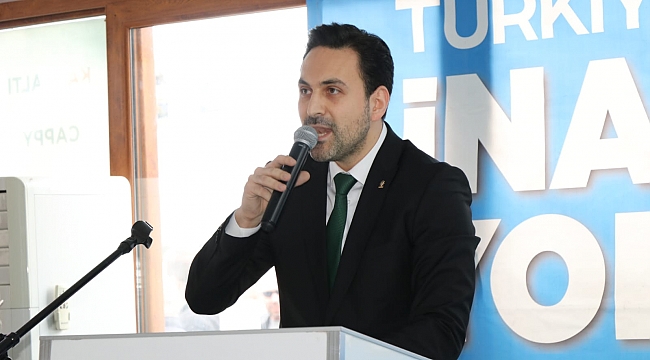 AK Parti Çanakkale İl Başkanı Naim Makas, Ülgür Gökhan'ın Belediye Meclisinde kullandığı sözlerine yönelik sert açıklama