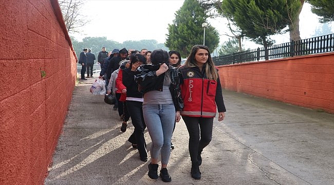 Balıkesir'de fuhuş ve uyuşturucu operasyonunda 5 tutuklama