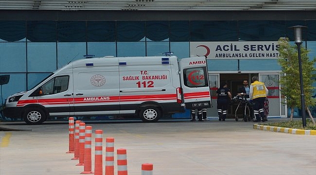Çanakkale'de 40 öğrenci besin zehirlenmesi teşhisiyle hastaneye kaldırıldı