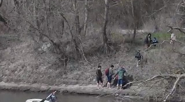 Düzensiz göçmenler Meriç Nehri'ni aşmaya çalışıyor