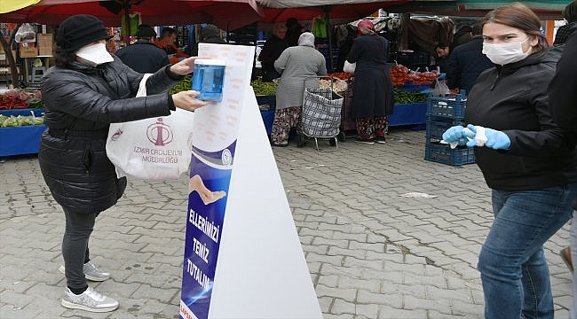 Lapseki'deki halk pazarında koronavirüs tedbirleri