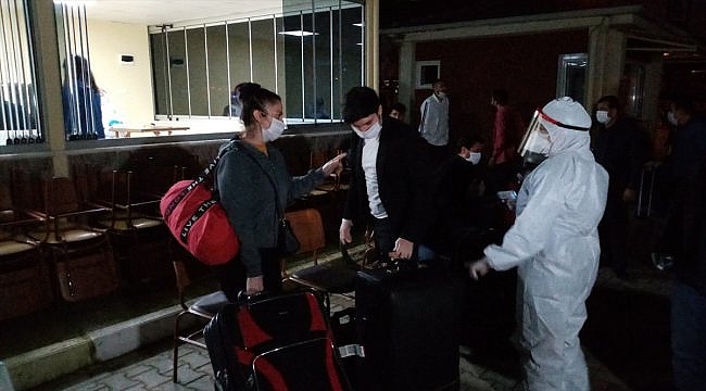 Suudi Arabistan'dan getirilen 252 Türk vatandaşı Bursa'da yurtlara yerleştirildi