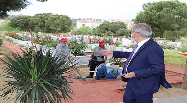 Gelibolu'da şehitlik ve mezarlıklarda bayram temizliği