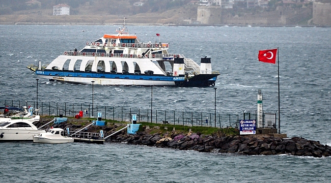 Gökçeada-Kabatepe feribot seferleri haftada yedi güne çıkarıldı