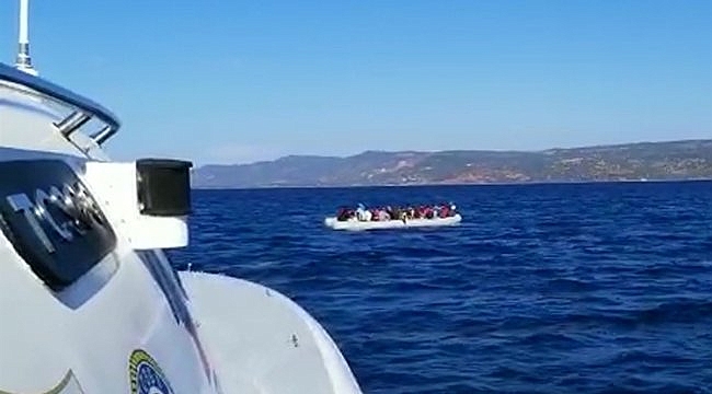 Çanakkale açıklarında Türk kara sularına itilen 50 sığınmacı kurtarıldı