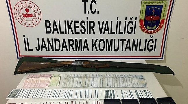 Edremit'te kumar operasyonunda 9 kişiye para cezası