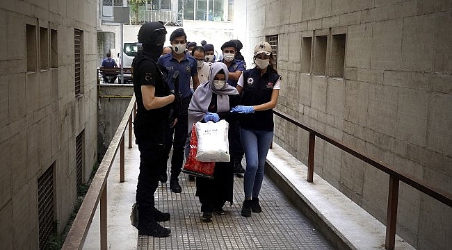 Bursa merkezli FETÖ operasyonunda yakalanan 14 şüpheli adliyeye sevk edildi
