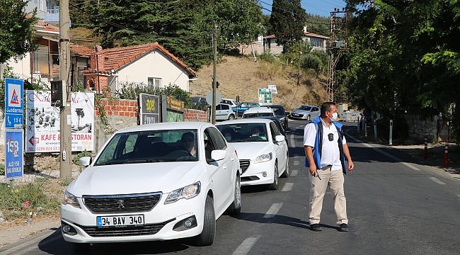Çanakkale feribot iskeleleri arife günü ulaşımına sakin başladı