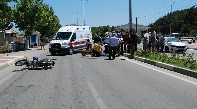 Çanakkale'de otomobille çarpışan motosikletin sürücüsü ağır yaralandı