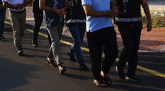 FETÖ'nün jandarma mahrem yapılanmasına yönelik operasyonda 14 zanlı gözaltına alındı