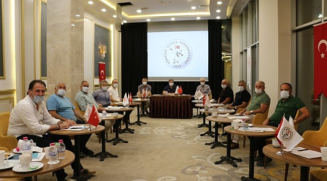 Türkiye Güreş Federasyonu Yönetim Kurulu toplantısı Yalova'da yapılıyor