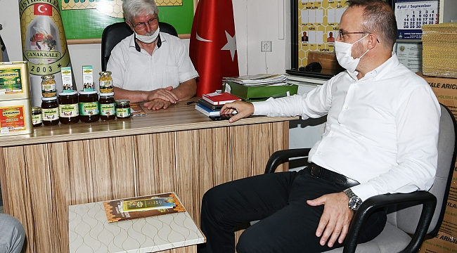 AK Parti Grup Başkanvekili Bülent Turan bal üreticileriyle bir araya geldi