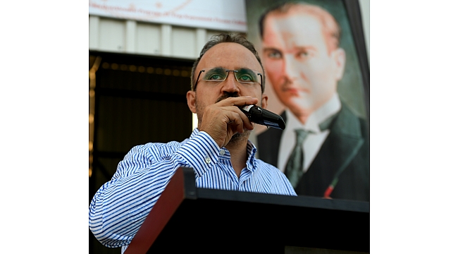 AK Parti Grup Başkanvekili ve Çanakkale Milletvekili Bülent Turan’ın 30 Ağustos Zafer Bayram Mesajı