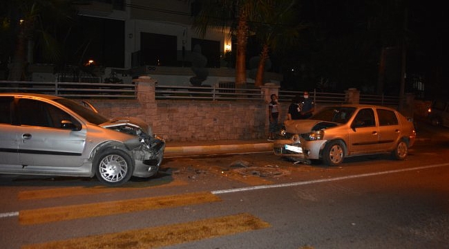 Ayvalık'ta zincirleme trafik kazası: 1 yaralı