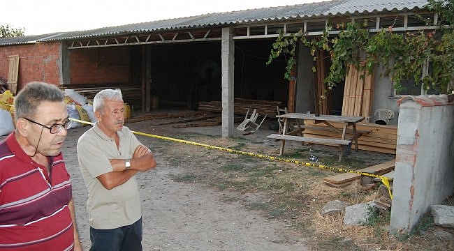 Çanakkale'de kavgayı ayırmak isteyen kişi tüfekle yaralandı