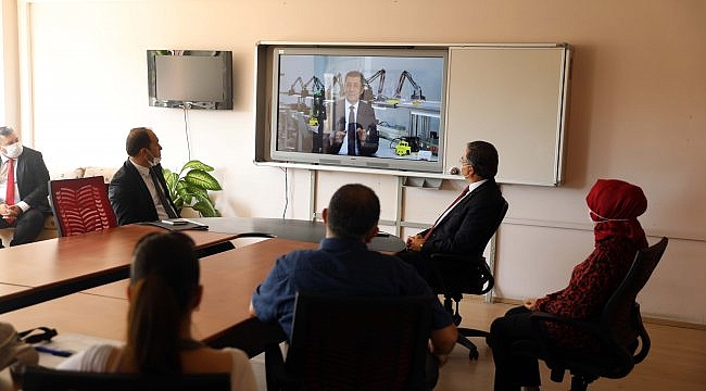 Öğretmenler okullarda mesailerine başladı