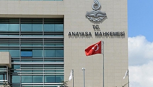 AYM nafakanın kaldırılması talebi reddedilen kişinin başvurusunu 'kabul edilemez' buldu