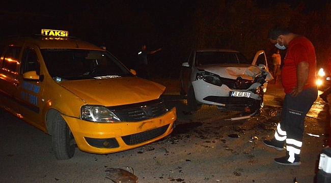 Ayvalık'ta kazaya karışan sürücü, aracını bırakıp gitti