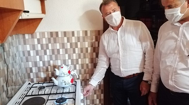 Biga'nın Gümüşçay beldesine doğal gaz verilmeye başlandı