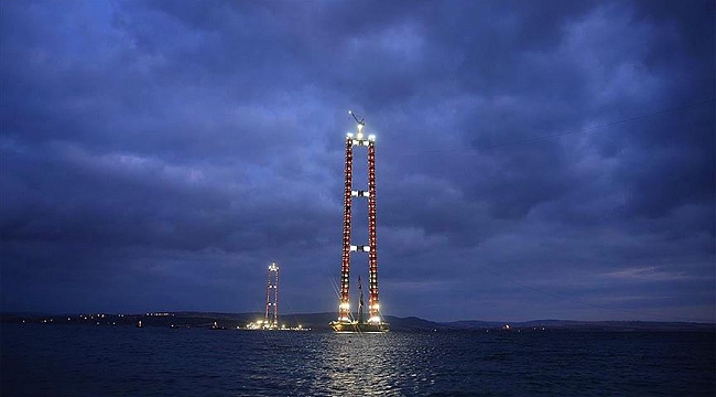'Simgelerin köprüsü'nde kuzey yönlü geçici çalışma halatı montajı başladı