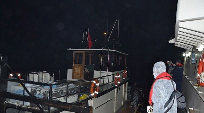 Çanakkale açıklarında 144 sığınmacı yakalandı