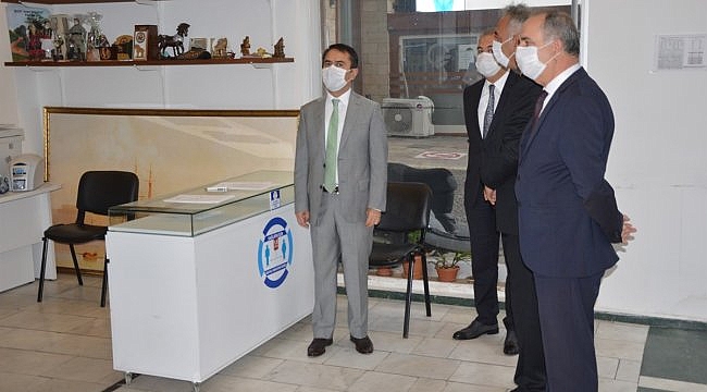 Çanakkale Valisi İlhami Aktaş iskelelerde inceleme yaptı