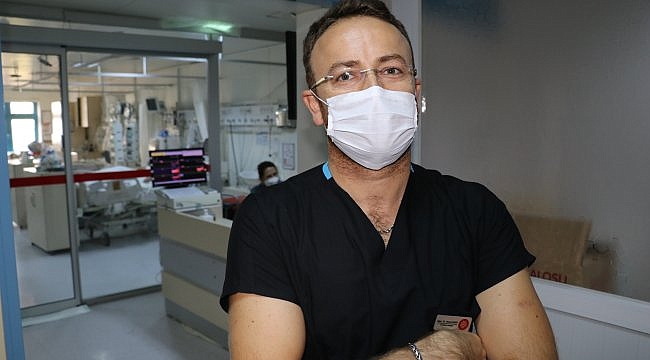 DOKTORLAR KOVİD-19'LA SAVAŞI ANLATIYOR - "Kaybettiğimiz hastanın serviste yatan ailesine haber vermek çok zordu"