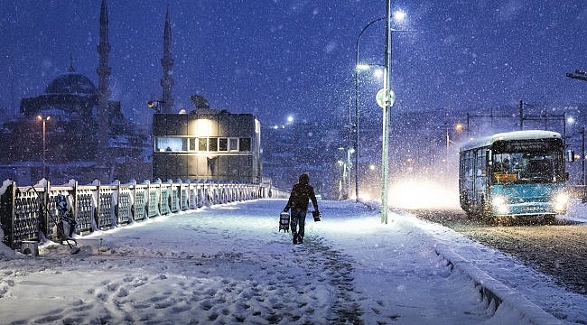 UEDAŞ'ın uluslararası fotoğraf yarışması "Şehrin Işıkları"nın kazananları belli oldu