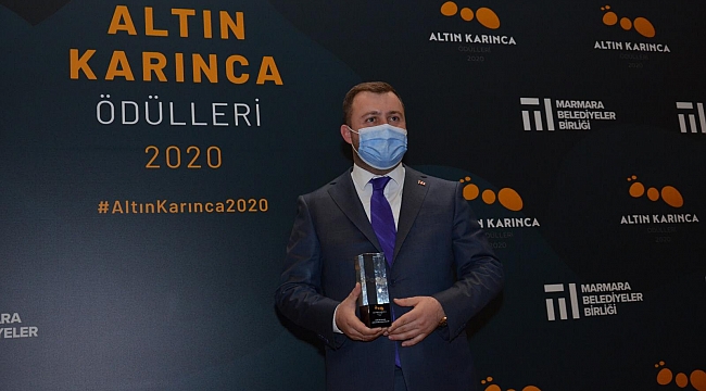 Başkan Yüksel'den ilk açıklama: "Altın Karınca Ödülünü, Çanakkalemize getirmenin gururunu yaşıyoruz"