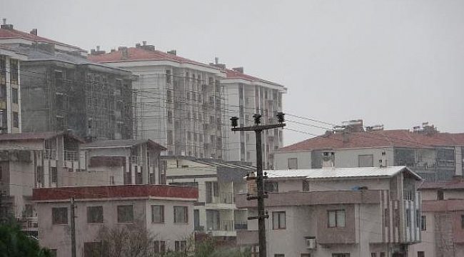Çanakkale'de beklenen kar yağışı başladı
