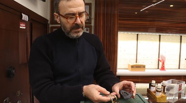 Kuyumcular sahte altını mihenk taşıyla anlıyor