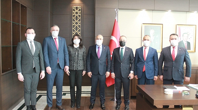 AK Parti Grup Başkanvekili ve Çanakkale Milletvekili Bülent Turan, Gelibolu’ya doğal gaz getirilmesi konusunda açıklamalarda bulundu.
