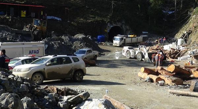 Göçük altında kalan maden işçisini arama çalışmaları 3'üncü gününde sürüyor