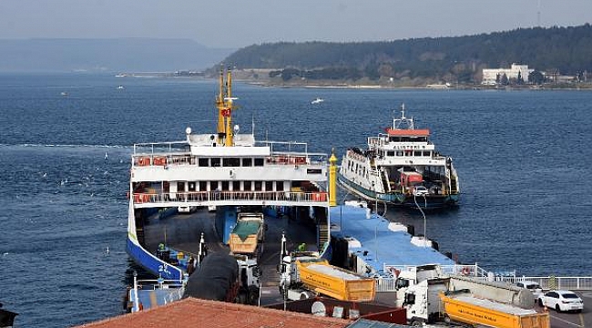 Gökçeada'ya yarınki bazı feribot seferleri iptal edildi