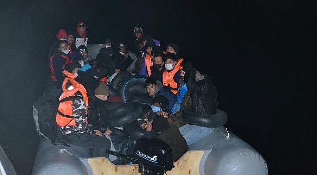 Yunanistan'ın ölüme terk ettiği göçmenleri Türk Sahil Güvenlik ekipleri kurtardı