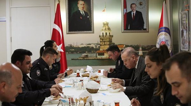 Cumhurbaşkanı Erdoğan polislerle iftar yaptı