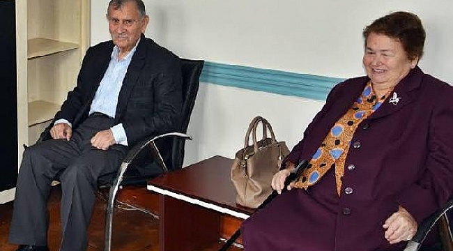 Eski Başbakan Akbulut'un ölümü Bayramiçlileri üzdü