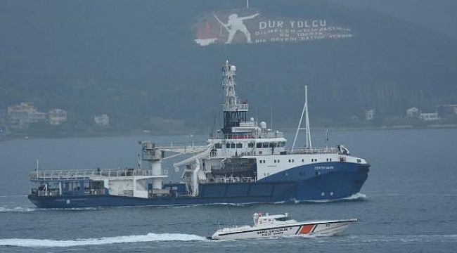 Rus askeri römorkörü Çanakkale Boğazı'ndan geçti