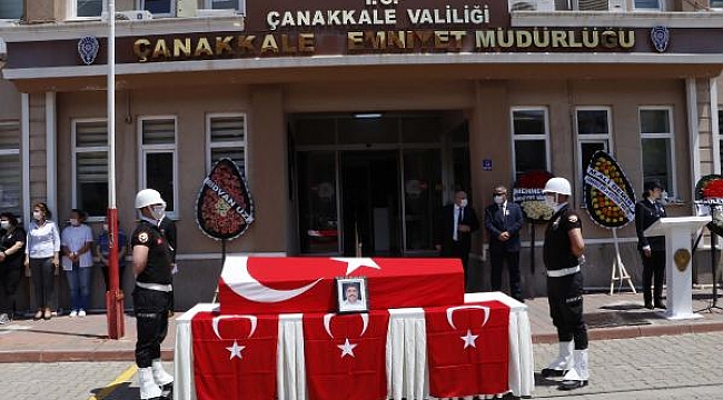 Çanakkale'de trafik kazasında şehit olan polis memuru için tören
