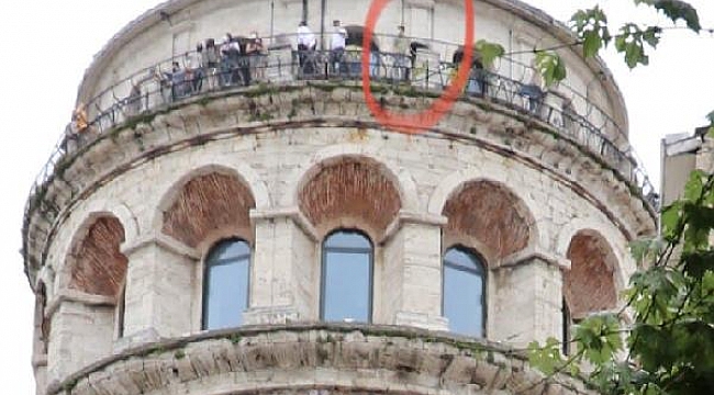Galata Kulesi'nden atlayarak intihar etti