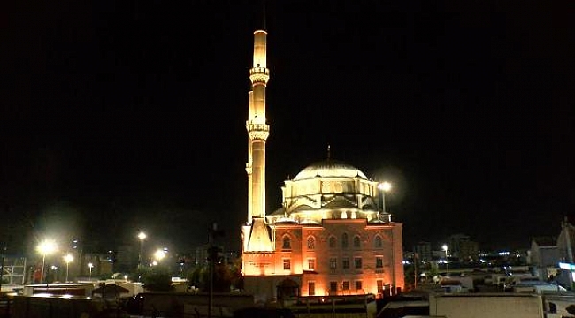 15 Temmuz'un 5. yıl dönümünde tüm camilerden sela okundu