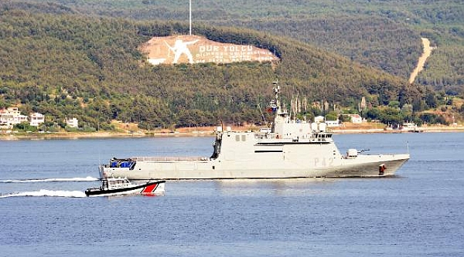 İspanya savaş gemisi Çanakkale Boğazı'ndan geçti